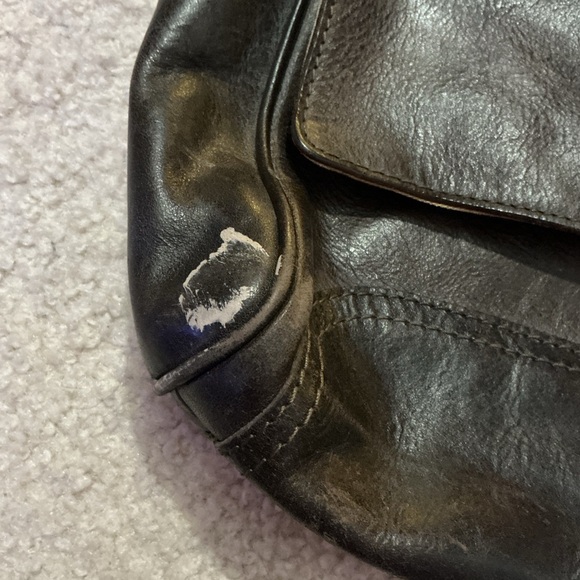 Banana Republic Black Leather Messenger Bag - Picture 2 of 12